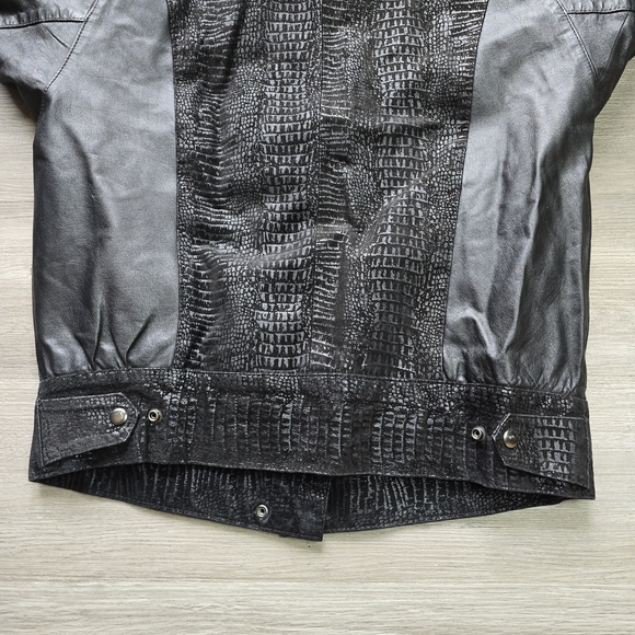 Men's Black Leather Jacket - Picture 8 of 13